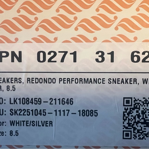 Fabletics Redondo Performance Sneaker - Picture 6 of 14